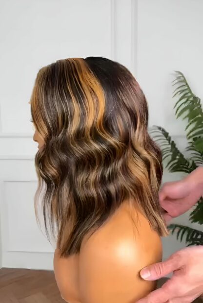 Perruque de cheveux ondulés Glams Ombre Hi-lights – Image 3